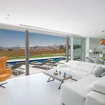 Βίλα Blue Pearl *
