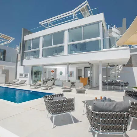 Villa Blue Pearl *