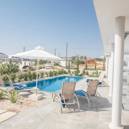 Blue Pearl * Protaras