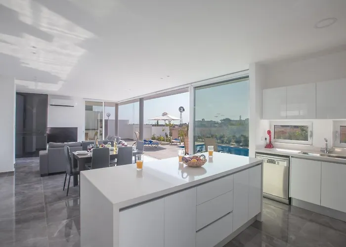 Βίλα Blue Pearl Πρωταράς